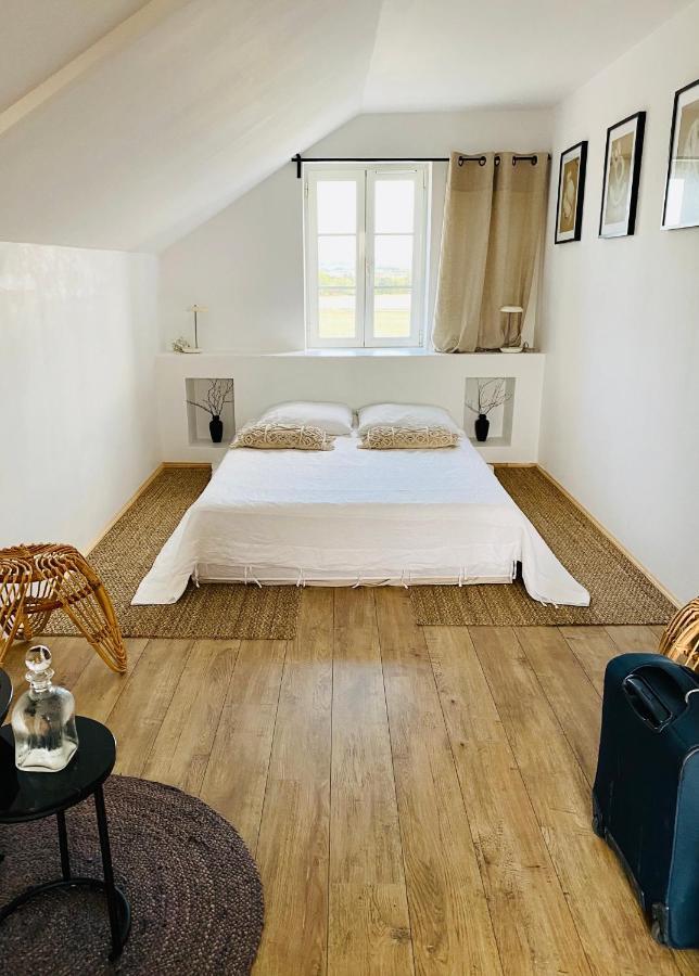 Galerie, Tumulus De La Hogue Hotel Fontenay-le-Marmion Eksteriør billede