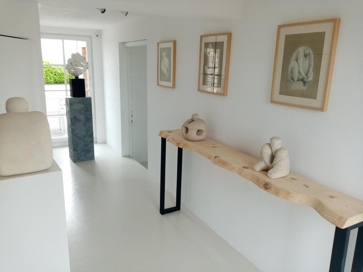 Galerie, Tumulus De La Hogue Hotel Fontenay-le-Marmion Eksteriør billede